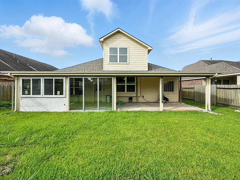 9219 Gilbert Hollow Dr — Photo 46