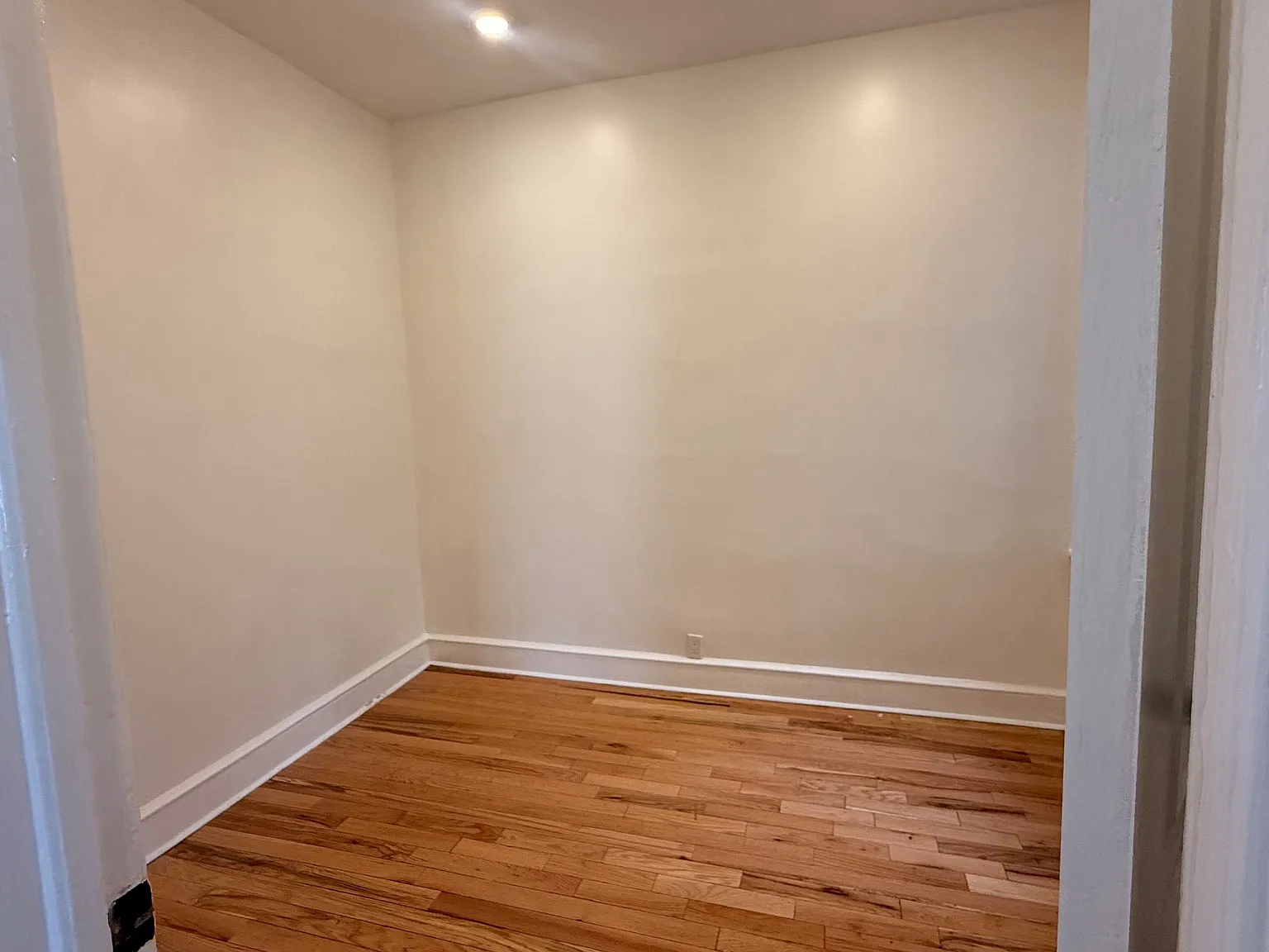 4 bed, $3,250 — Photo 4