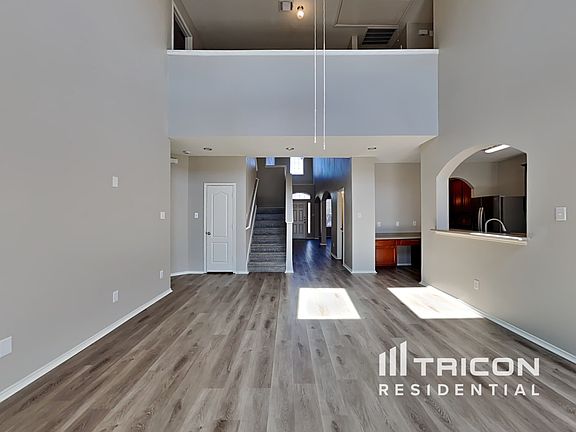 3rd image of 8186 La Frontera Trl