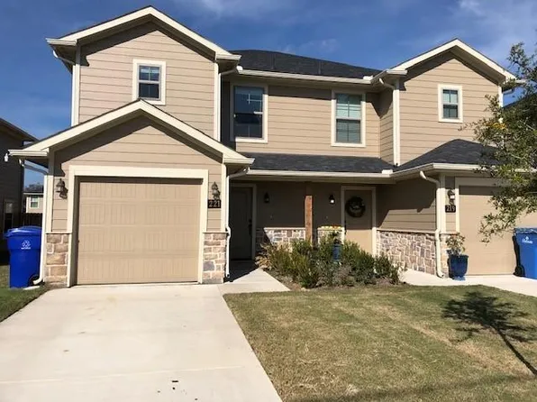 221 W Forest Ave, Sherman, TX 75090