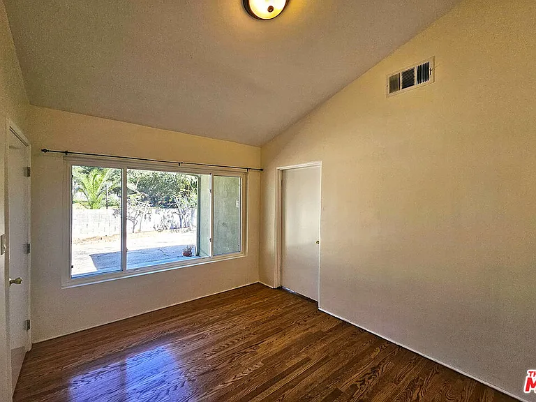3700 Glenwood Ave — Photo 14