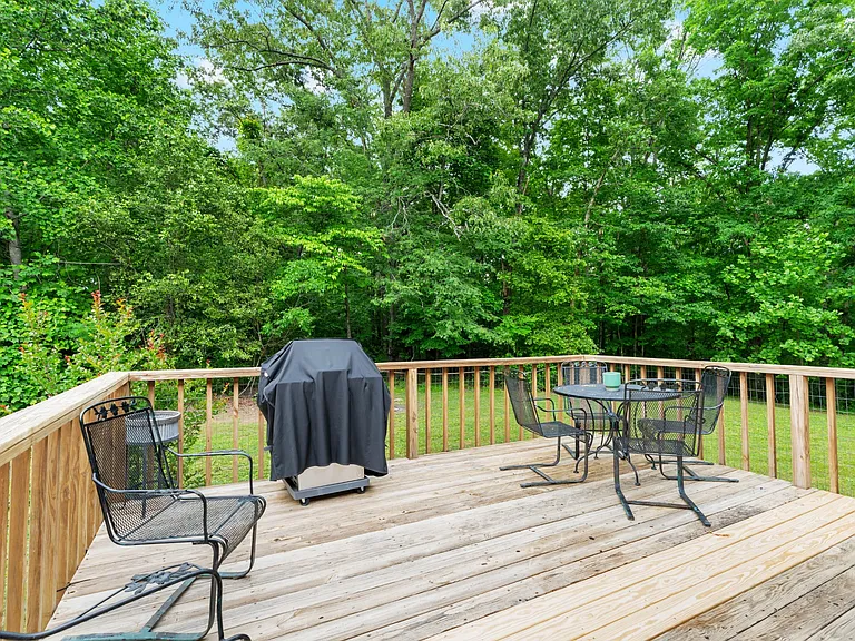71 Larkspur Ct — Photo 24