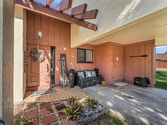 3rd image of 1798 Tamarind Lane