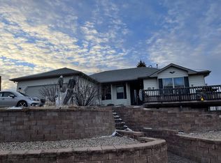933 Summit St, Belle Fourche, SD 57717