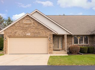 826 Croatian Ct, Sycamore, IL 60178