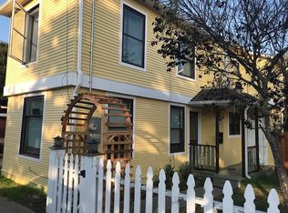 411 Cedar St, Pacific Grove, CA 93950
