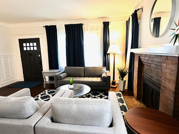 3rd image of 1817 Vine St #A