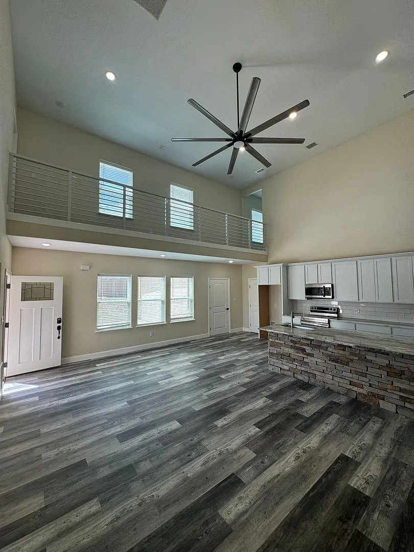 Coming Soon!! Gated- 4/2 Plus Office -High Ceilings- No Water Bill — Photo 1