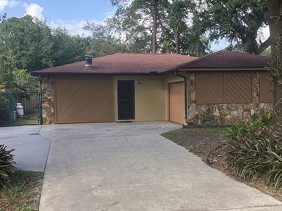 5th image of 5124 E Holland Ave