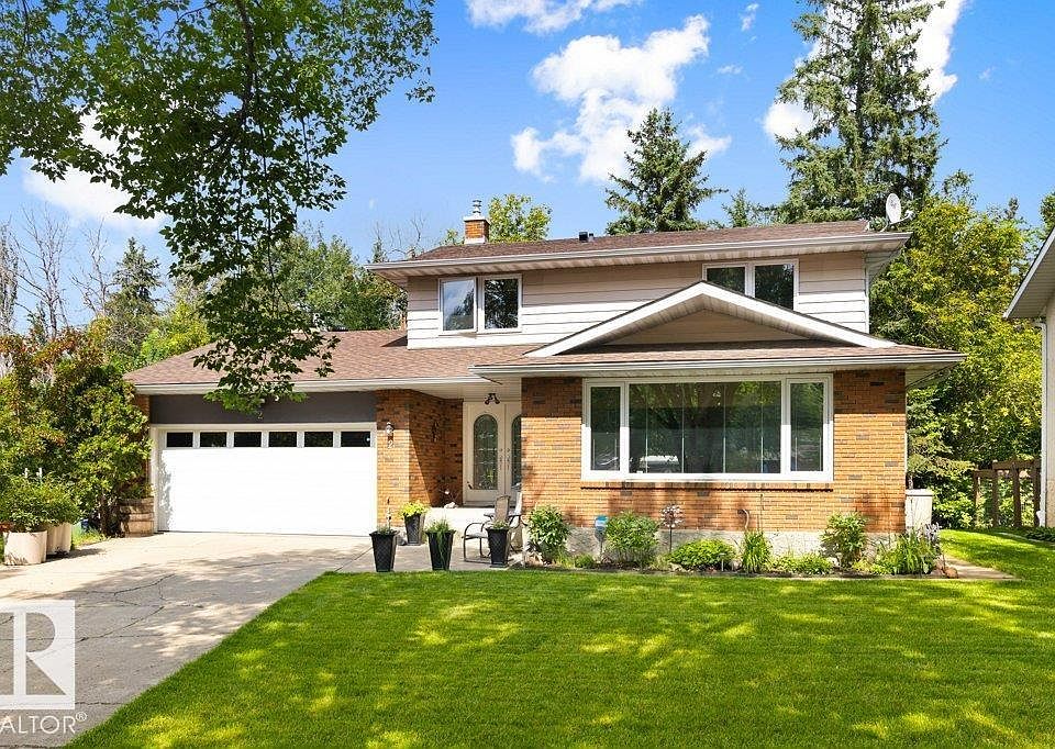 1st image of 2 Greenwood Pl