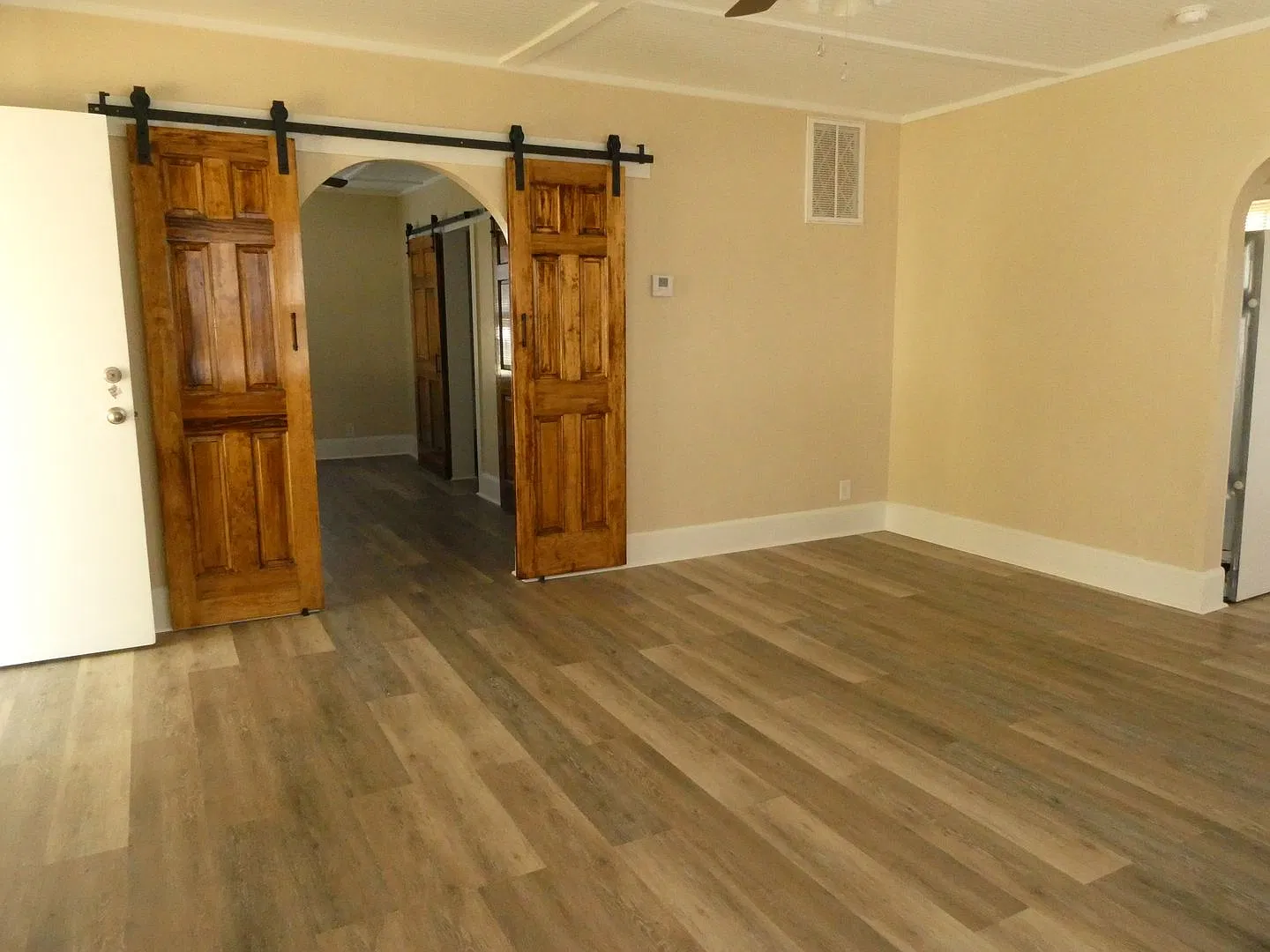 Charming 2-bedroom, 1-bath home in Springfield, MO — Photo 4