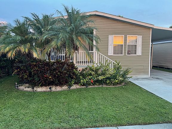 2nd image of 924 SW 133rd Ave #38