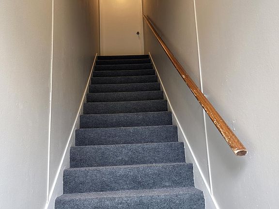 2nd image of 219 E Fillmore Ave #219