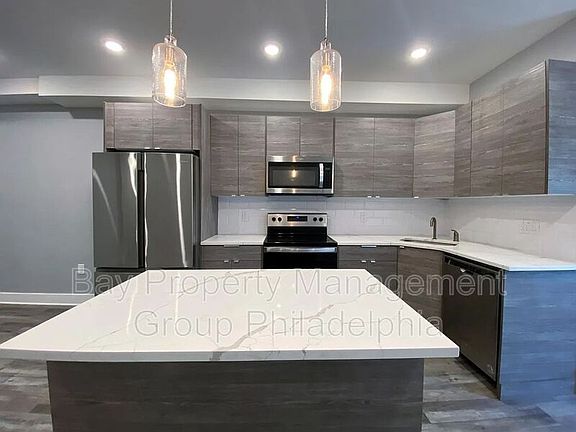 5th image of 623 N 36th St Unit 1