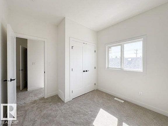 5th image of 11642 94th St NW