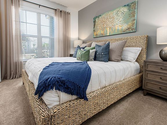 3rd image of 50 Cheryl Ln #902