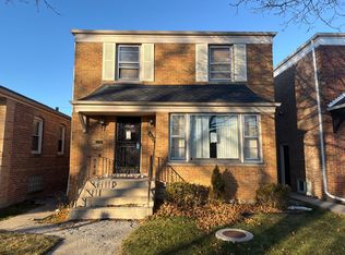 9012 S Ridgeland Ave, Chicago, IL 60617