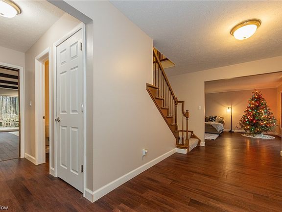 4th image of 5830 Blair Dr