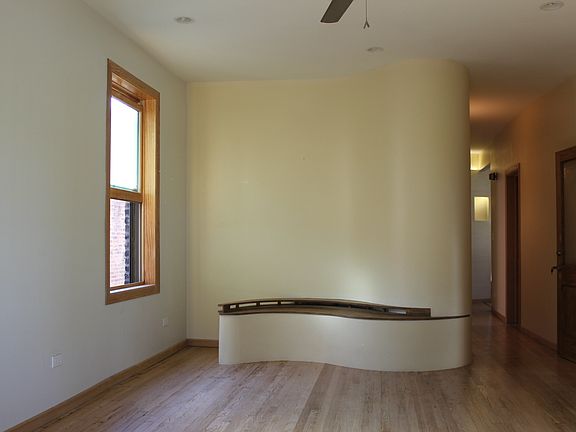 2nd image of 3540 N Wolcott Ave