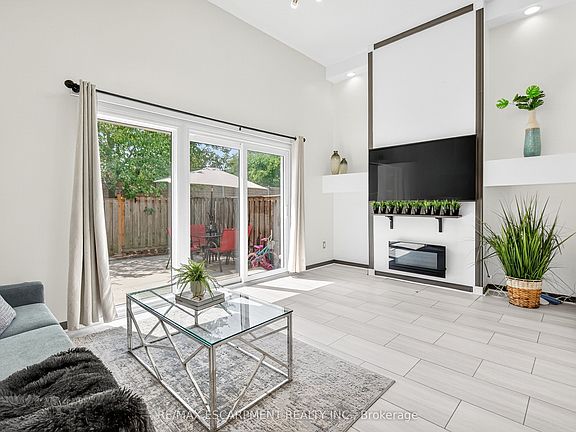 5th image of 11 Harrisford St #70