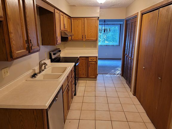 2nd image of 7361 Travertine Trl