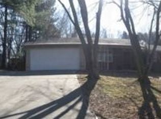 701 E Edna St, Fayetteville, AR 72703