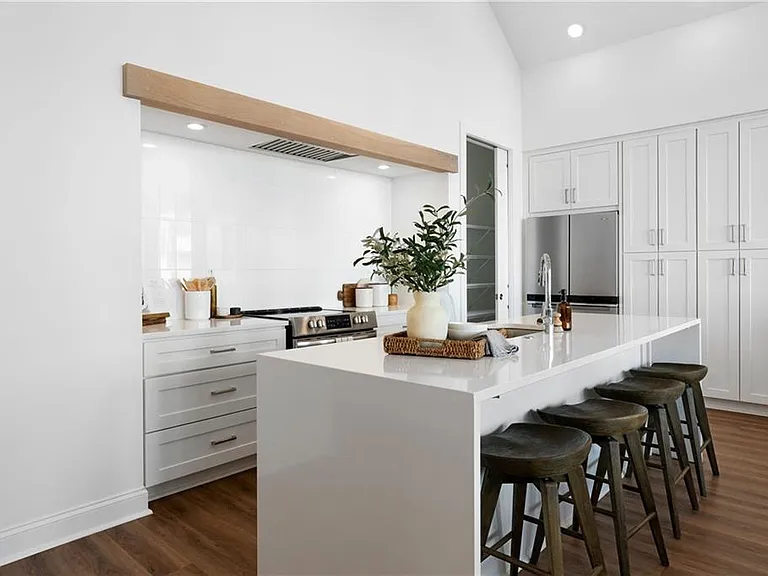 308 Chardonnay Way — Photo 15