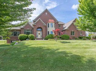 711 E Tallgrass Dr, Appleton, WI 54913