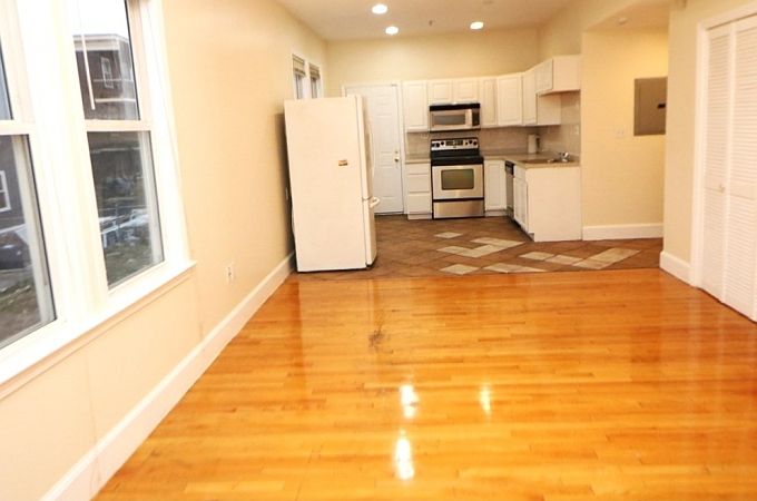 1st image of 14 Estella St
