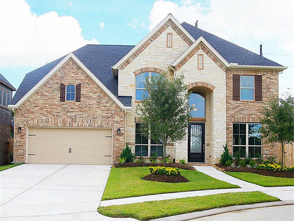 1st image of 2606 Walnut Crest Dr