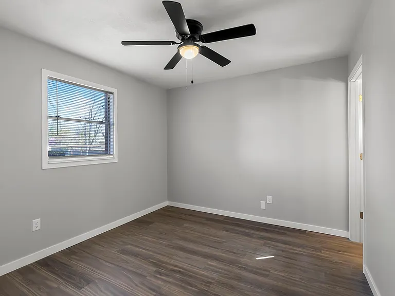 136 S Lorimier St #4 — Photo 10