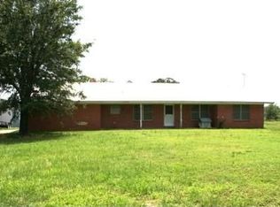 171 County Road 4227, De Kalb, TX 75559