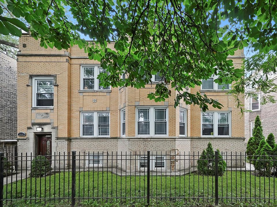 1st image of 3236 N Hamlin Ave APT 1