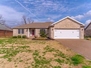 2522 Caytlyn Ct, Newburgh, IN 47630