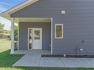 6118 34th Ave N #A, Minneapolis, MN 55422