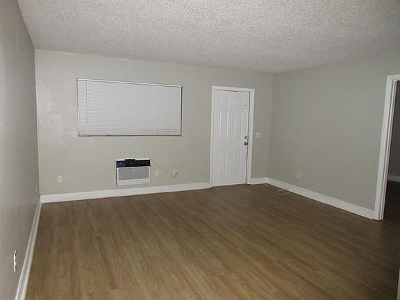 2nd image of 417 N E St APT 36