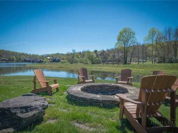 TBD Owls Brow Ridge, Blowing Rock, NC 28605