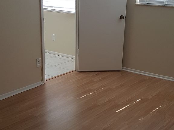 3rd image of 4880 Locust St NE APT 323