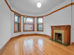 3822 N Sheffield Ave #2, Chicago, IL 60613