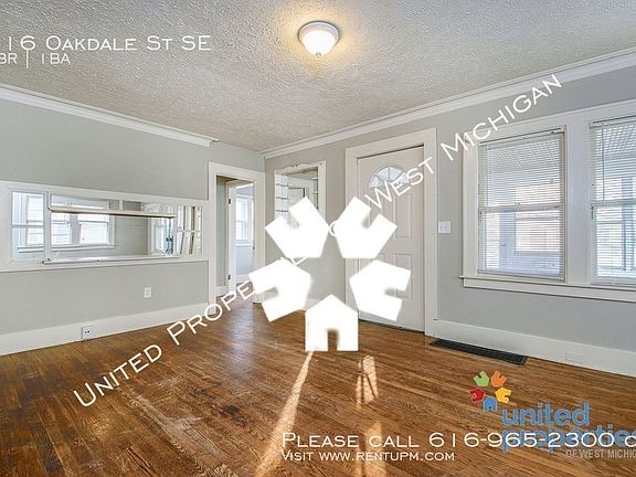 4th image of 416 Oakdale St SE