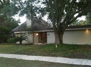 6125 Petersburg Dr, Baton Rouge, LA 70817