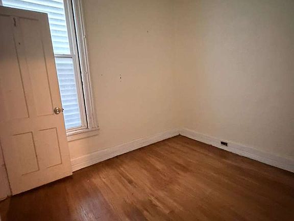 5th image of 166 5th Ave Unit 1