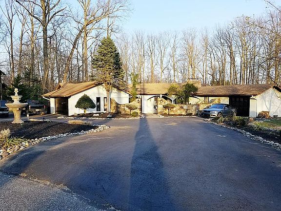 Front Exterior Driveway