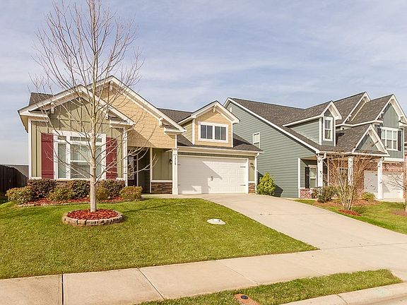 3rd image of 1716 Edenburg Way