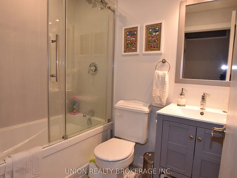 66 Lansdowne Ave #1 — Photo 14