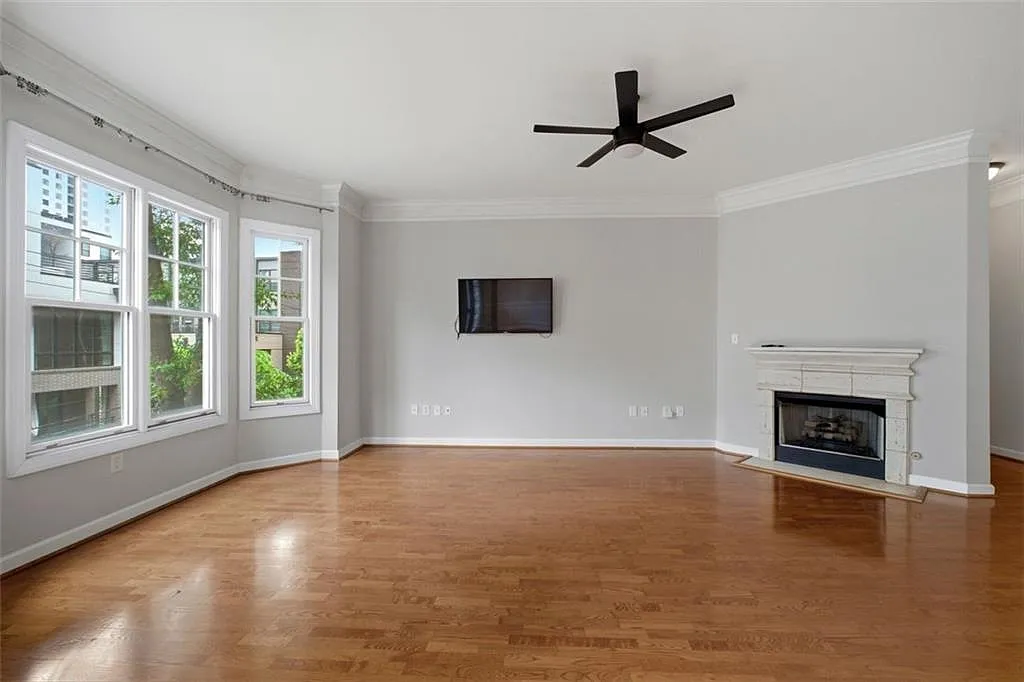 2 bed, 2.5 bath, 1704 sqft, $3,450 — Photo 4