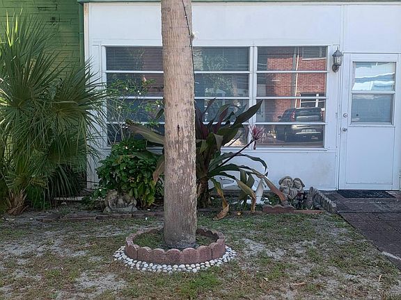 5th image of 4821 NW 22nd Court NW #100