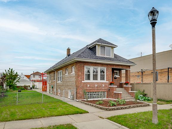 2nd image of 1216 Gunderson Ave