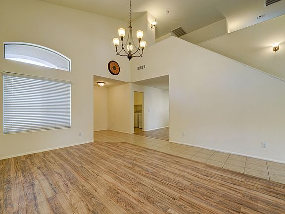 5th image of 41639 W Warren Ln