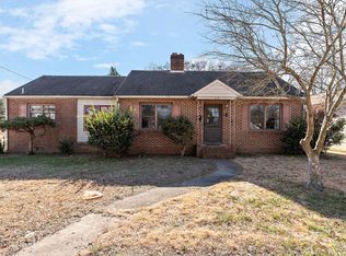 213 Lakeview Ave #1, Colonial Heights, VA 23834
